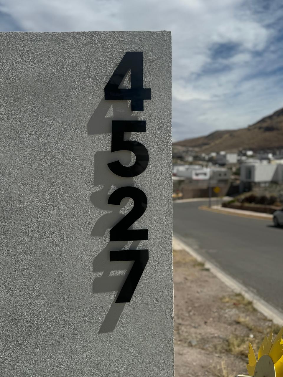 Número Residencial Slim